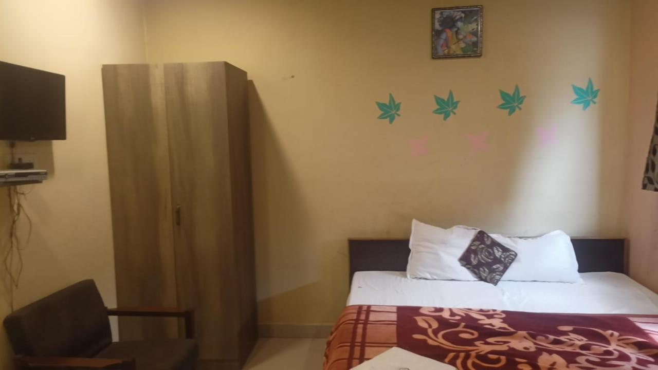 Hotel Shyam Utsav Mirzāpur Esterno foto